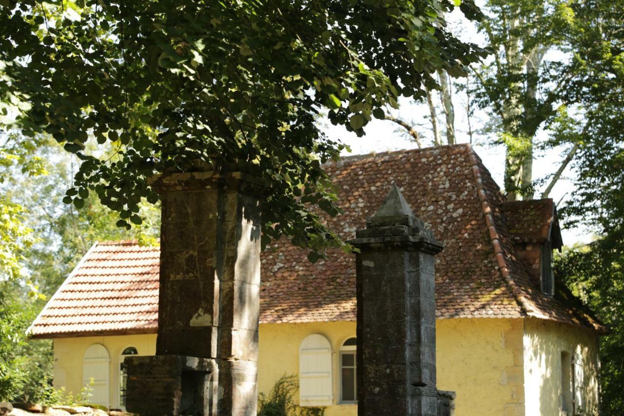 La Chapelle Du Chateau Gite Pouillon Buitenkant foto