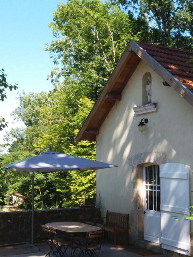 La Chapelle Du Chateau Gite Pouillon Buitenkant foto